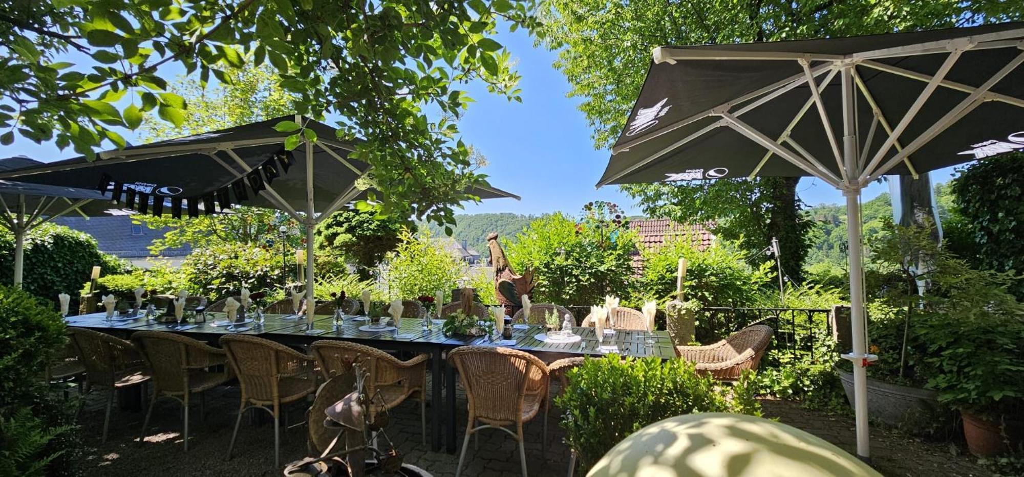Hotelbetriebe Gueldenhaupt Gmbh Arnsberg Bagian luar foto